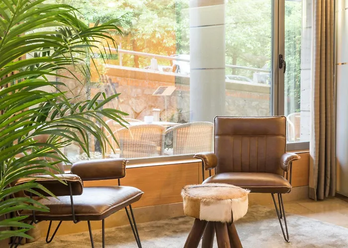 Отель Palacio De Aiete