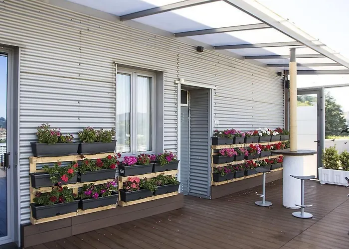 Отель Palacio De Aiete